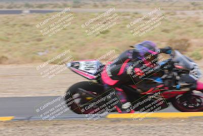 media/Sep-11-2022-SoCal Trackdays (Sun) [[81b7e951af]]/Turn 9 Inside (910am)/